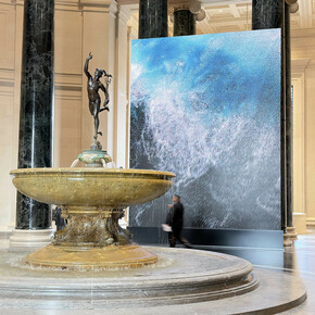 Clifford Ross, Digital waves, exhibition view. Courtesy of the National Gallery of Art