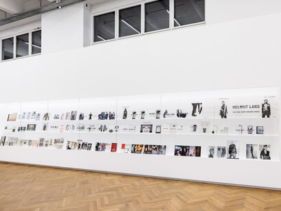 Helmut Lang, Séance de travail 1986–2005, exhibition view. Courtesy of MAK