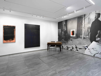 Jean Degottex, Au-delà du signe (1957-1964), exhibition view. Courtesy of Kamel Mennour Gallery
