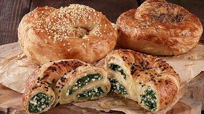 Some of the tasty and affordable vegetarian and vegan options at Simit Sarayi in Amsterdam