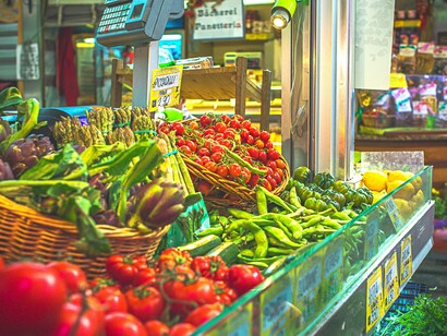 No mercado de legumes. Carboidratos complexos causam um aumento muito mais lento e gradual da glicemia