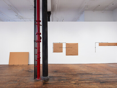 Mel Bochner, 48″ standards, exhibition view. Courtesy of Peter Freeman, Inc.
