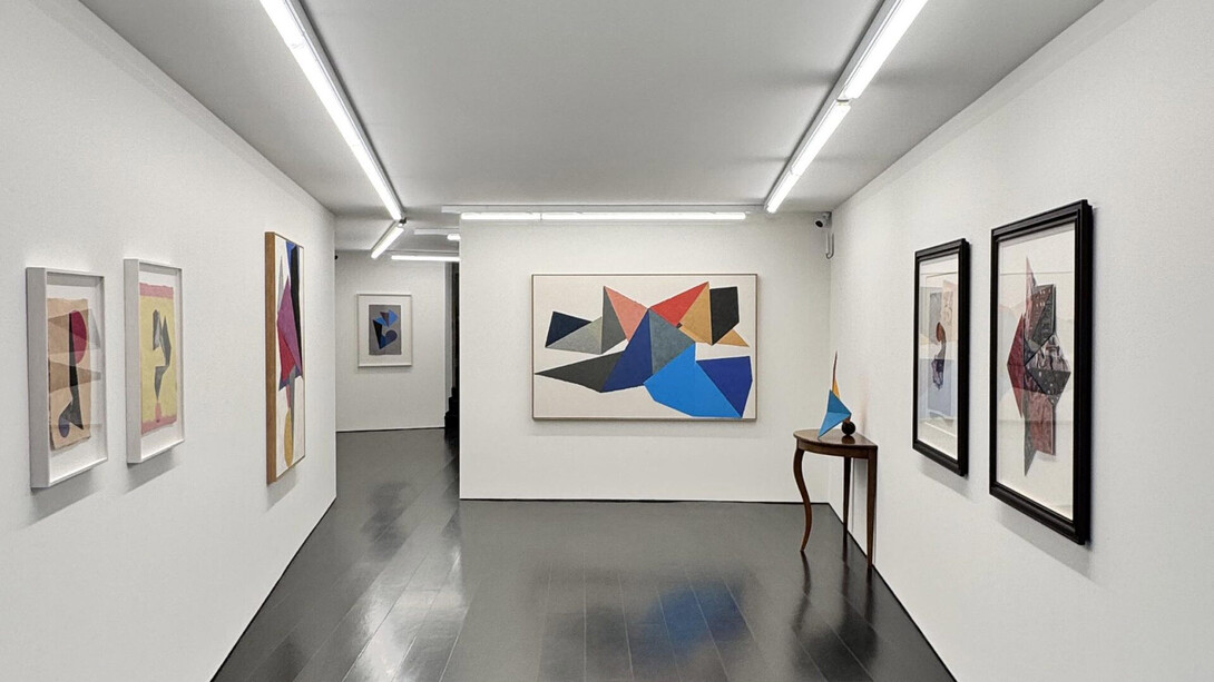 Katja Strunz, In formation, exhibition view. Courtesy of Contemporary Fine Arts