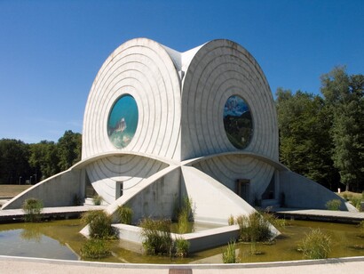 Casa construída de acordo com os planos de Claude Nicolas Ledoux