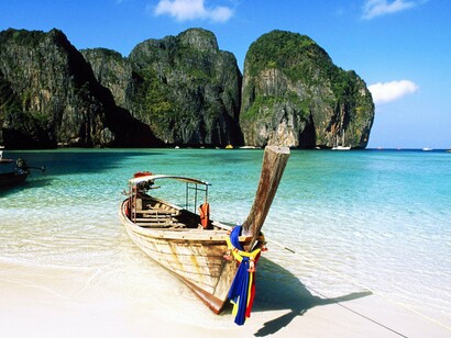 To the northeast are the famous Phi Phi islands