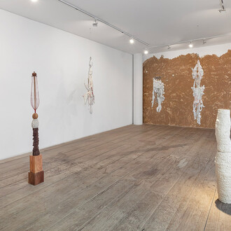 Various artists, Corpo de prova, exhibition view. Courtesy of Galeria Marilia Razuk