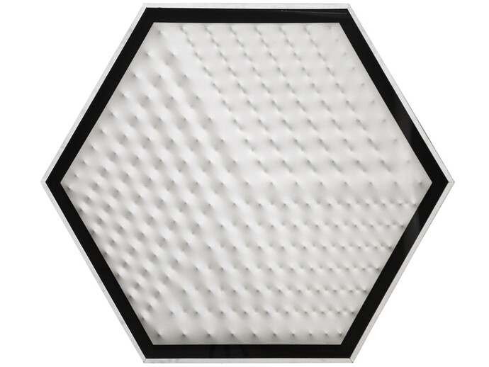 Enrico Castellani, Superficie bianca, 1969, 104 x 120 cm, acrilico su tela