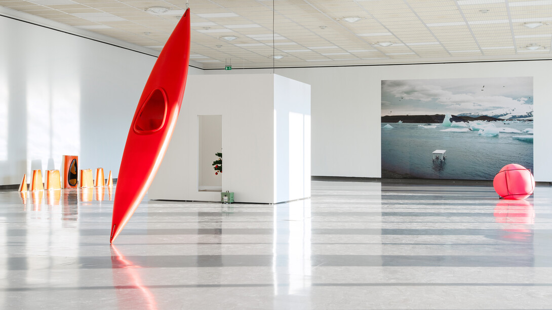 Roman Signer, Landscape, exhibition view. Courtesy of Kunsthaus Zürich 