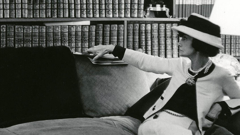 Coco Chanel nella sua casa