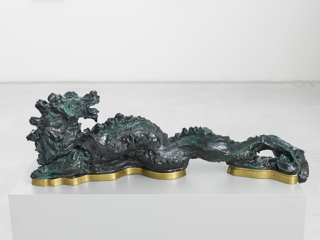 Lucio Fontana, Drago, 1949-1950, 32 x 105 x 29,5 cm, Ceramica colorata, Arch. Fontana 3823/1, courtesy Studio la Città e Galleria Tonelli, foto Michele Alberto Sereni
