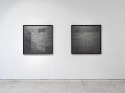 Nikos Topalidis, Edge along below, exhibition view. Courtesy of Zoumboulakis Galleries