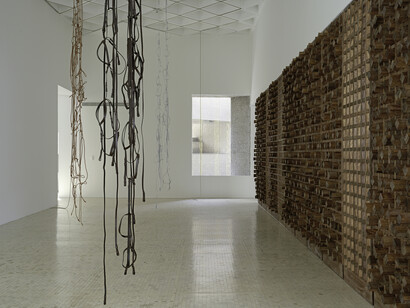 Discrepancias con C.P. Leonor Antunes . Vistas de instalación. Fotografía: © Nick Ash. Cortesía del Museo Tamayo