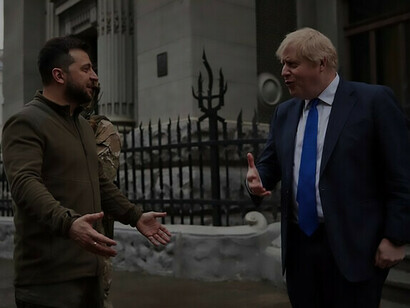 Der britische Premierminister Boris Johnson trifft den Ukrainer Wolodymyr Selenskyj in Kiew und verspricht weitere Hilfe, 9. April 2022