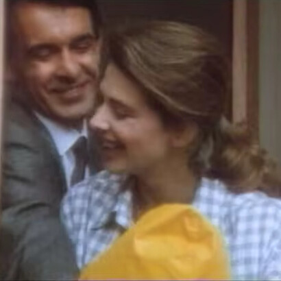 La narrazione degli spot si distaccava dal puro aspetto commerciale per raccontare storie di ritorni a casa, affetti familiari e momenti di condivisione, rendendo il prodotto secondario rispetto all’emozione trasmessa   