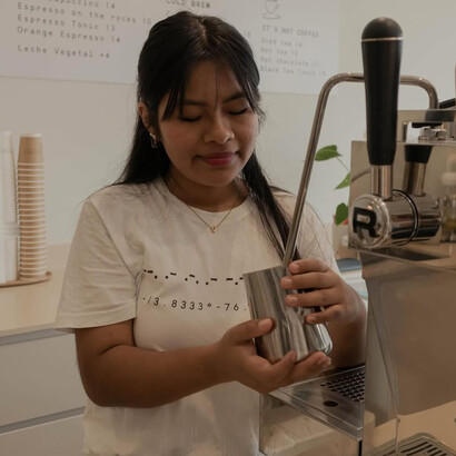Cada visita se transforma en una pausa sensorial, un momento para disfrutar del presente y llevarse el sabor de Paracas como recuerdo