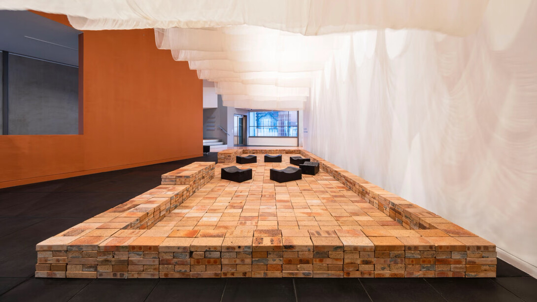 Elisapeta Hinemoa Heta, Ua tafa mai ata: matāli’i ki wainuiātea, exhibition view. Courtesy of Te Pātaka Toi Adam Art Gallery