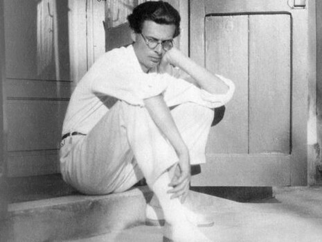 Aldous Huxley fue un escritor y filósofo británico que emigró a los Estados Unidos