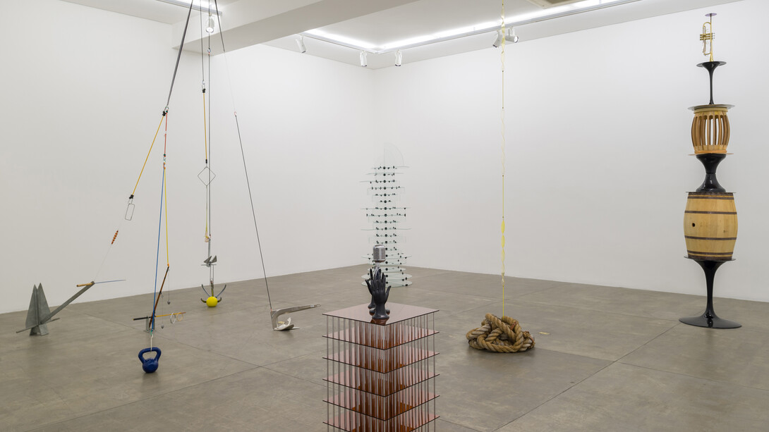 Rodrigo Matheus, Exhibition view at Galeria Fortes Vilaça, 2015. Photo: Eduardo Ortega. Courtesy Galeria Fortes Vilaça