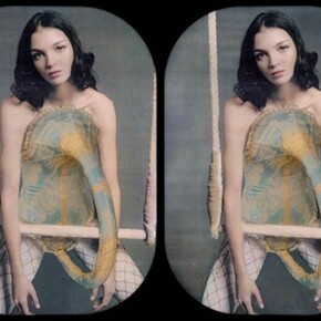 Heidi Snow, Collins’ Mariacarla in C. Butterworth’s “La Nonne,” 2008, Archival inkjet stereograph, 3 ½ x 5 inches, Courtesy Grimaldi Gavin
