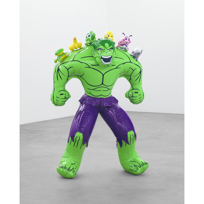 Jeff Koons,Hulk (Friends), 2004 - 2012, Polychromed bronze, 71 1/4 x 48 1/2 x 26 inches, 181 x 123.2 x 66 cm. Edition of 3 plus 1 AP © Jeff Koons