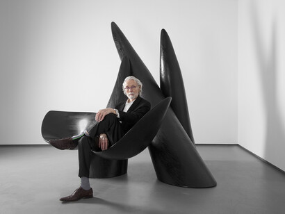 Wendell Castle, Portrait. Photography by Jean Pierre Vaillancourt. Courtesy of the artist and Carpenters Workshop Gallery
