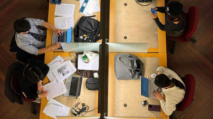 Embora a nova geração tenha crescido cercada por tecnologia, ela luta para dominar ferramentas básicas de informática, deixando lacunas que podem afetar sua produtividade e aumentando a dependência de IA