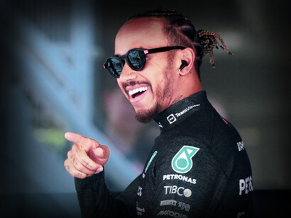 Lewis Hamilton, piloto británico que fue campeón del mundo en 2008, 2014, 2015, 2017, 2018, 2019, 2020, igualando los 7 títulos mundiales de Michael Schumacher