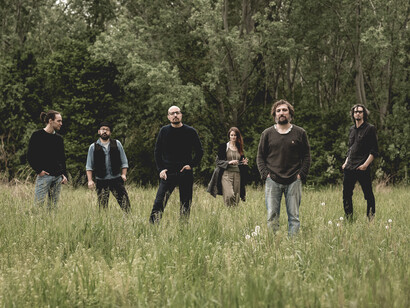 I Galaverna, il loro ultimo album "Wagadans" si rifà ancora una volta alle sonorità progressive-folk nordeuropee