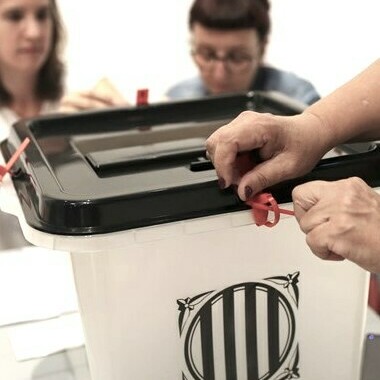 Una urna utilizada durante el 1-O