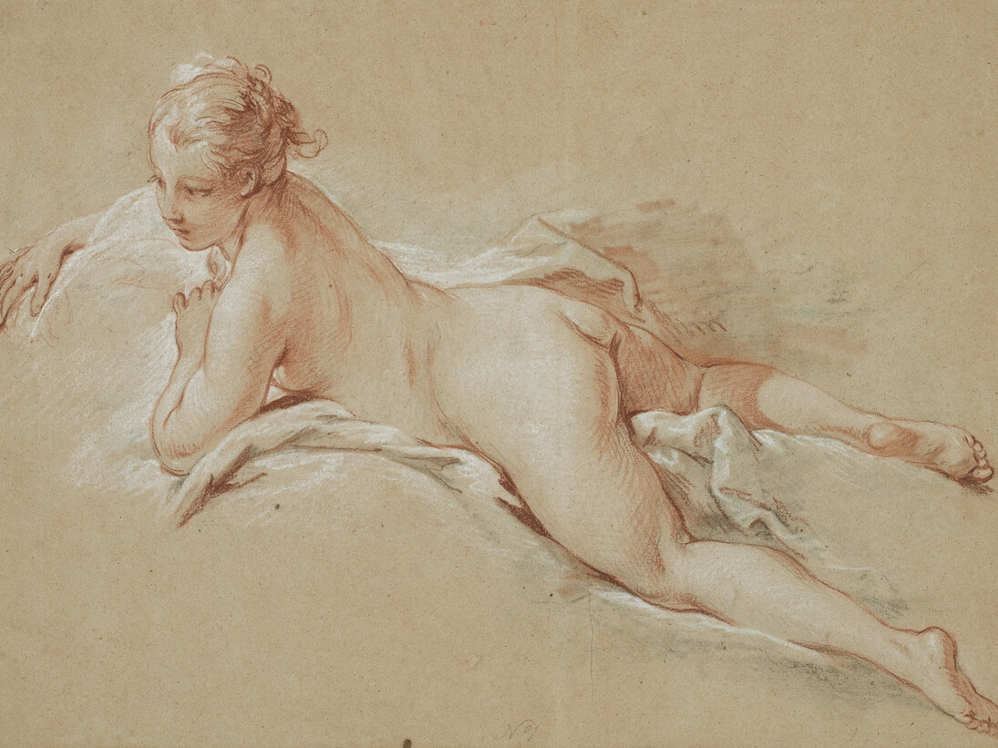 15. François Boucher, Femme nue allongée, vers 1740. Sanguine, pierre noire et craie blanche sur papier crème.© The Horvitz Collection – Photo : M.Gould