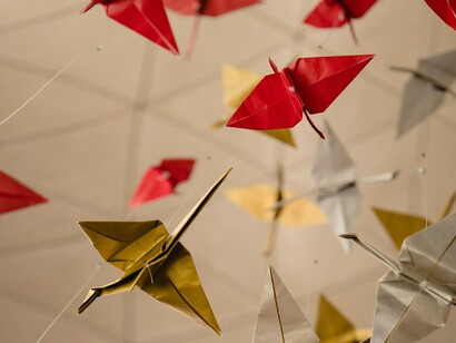 L'origami con le sue piegature è una forma segnata dai suoi percorsi