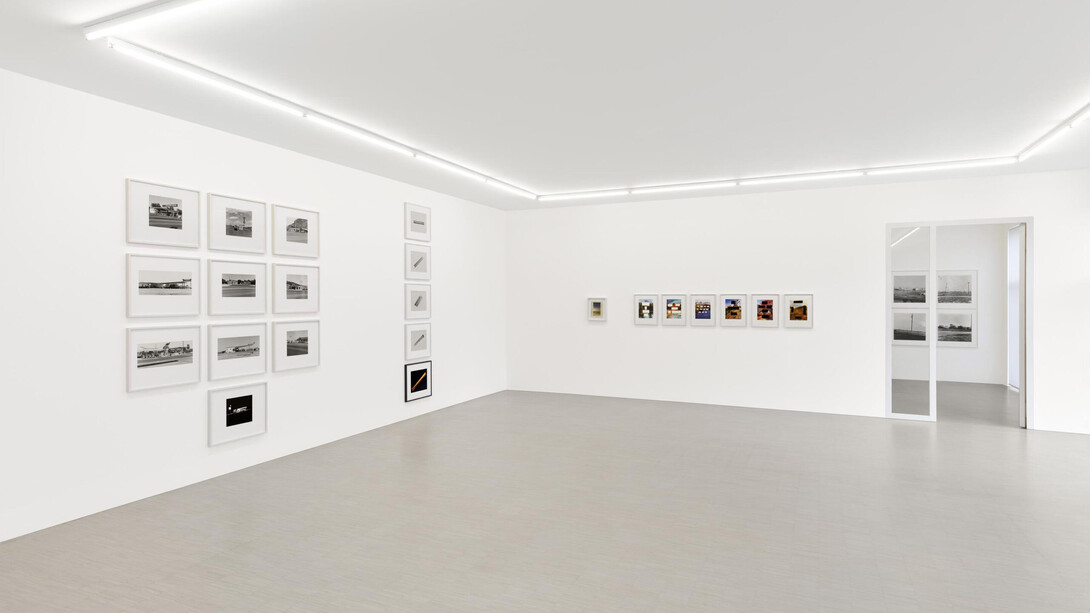 Ed Ruscha, photographs, exhibition view. Courtesy of Zander Galerie