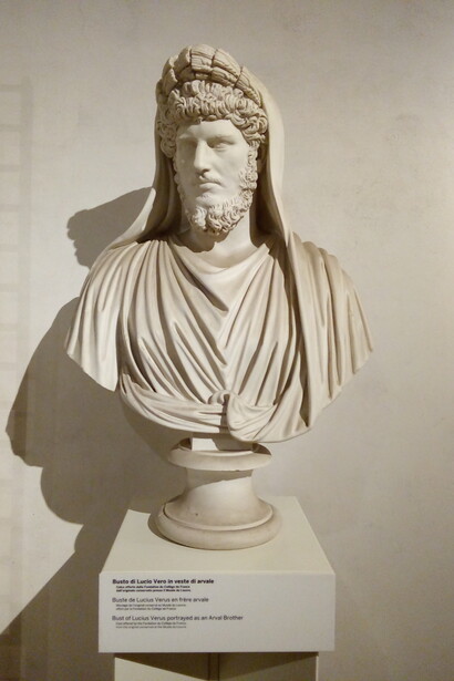 Arvale, membro del collegio sacerdotale addetto al culto della dea Dia