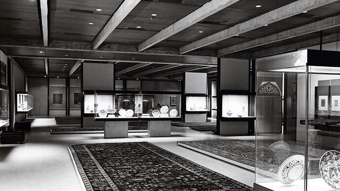 Formas de expor 1949-69. Courtesy of Calouste Gulbenkian Museum