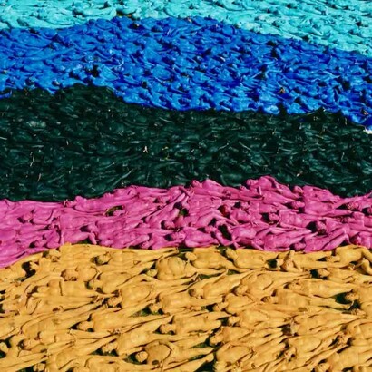 Spencer Tunick, Big Color 7 (Herefordshire, England) 2010