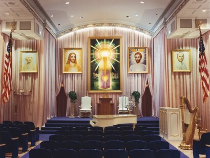 Lotus Sanctuary, The “I AM” Temple of Chicago, Chicago, Illinois, 2004, © David T. Hanson, from The Cloud of Unknowing (Taverner Press, 2019)

