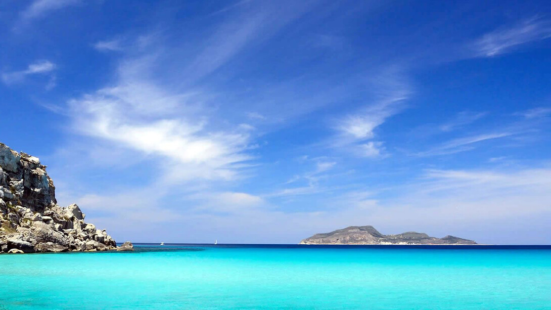 Favignana, Italia, la farfalla sul mare