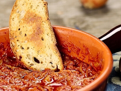 Friggione e pane bruschettato