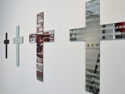 Stella Populis by Blondey. Courtesy of Ronchini Gallery