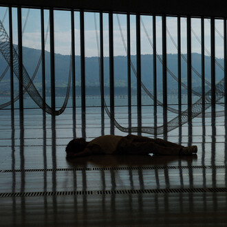 Cooking Sections, Las olas perdidas, vista de exhibición. Cortesía de El Centro Botín