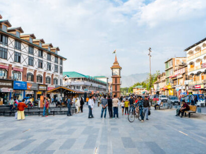 The iconic Ghanta Ghar (Clock Tower) located in Lal Chowk, Srinagar, India