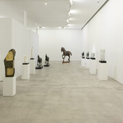 Various artists, Forms in space, exhibition view. Courtesy of Ascaso Gallery