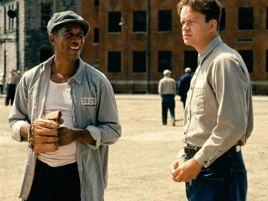 Um Sonho de Liberdade foi lançado em 1994, dirigido por Frank Darabont, com atuações memoráveis de Tim Robbins e Morgan Freeman, indicado a 7 Oscars, incluindo Melhor Filme