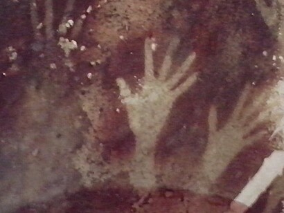 Las pinturas rupestres de la isla indonesia de Sulawesi, situadas en las cuevas del distrito de Maros, sus autores fueron los cazadores recolectores que habitaban Sulawesi hace decenas de miles de años, Indonesia