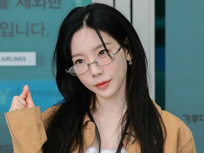 Taeyeon no Aeroporto de Incheon em 24 de março de 2025. Infelizmente esse “fenômeno Taeyeon” acabou sendo o começo da enxurrada de idols querendo se lançar como solistas e replicar o mesmo sucesso, mas nenhum teve o mesmo êxito, nem mesmo os membros de grupos que ficaram mundialmente famosos como BTS e Blackpink