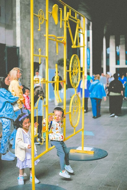 Cultura é vista de diversos ângulos, com o público tornando a experiência mais vibrante