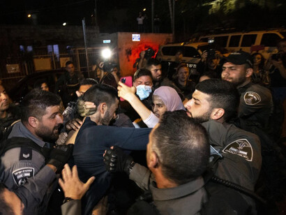 Une autre cause qui a déclenché le récent conflit entre Israéliens et Palestiniens est certainement la tentative d'expulsion de certaines familles palestiniennes qui vivent dans le quartier de Sheikh Jarrah