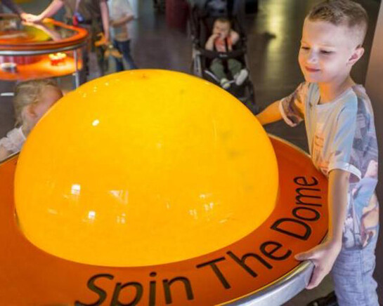 Experiment! Courtesy of Museum of Science and Industry