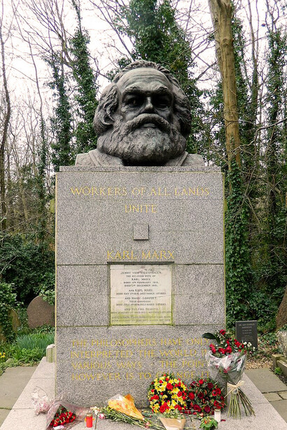 Memorial de Karl Marx en el cementerio de Highgate, Londres