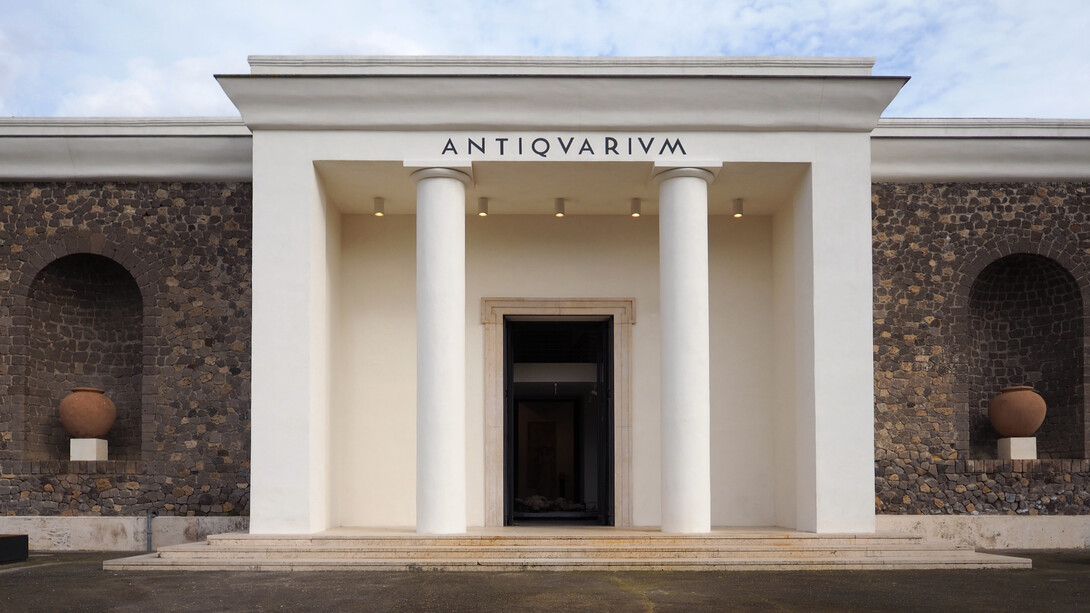 Pompei, Antiquarium, facciata principale, foto Mina Grasso, courtesy Cor Aquitectos